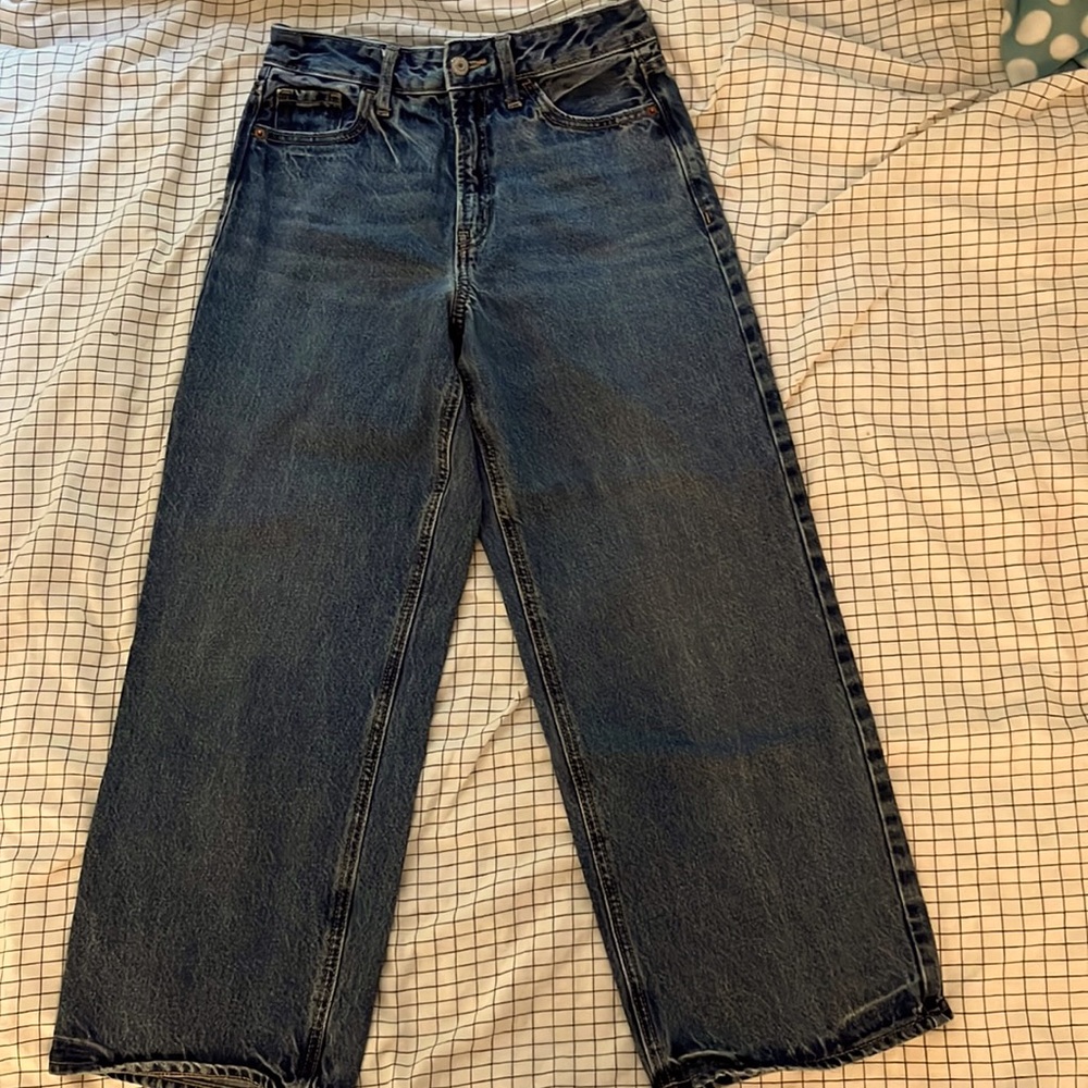 Wide leg ankle jeans